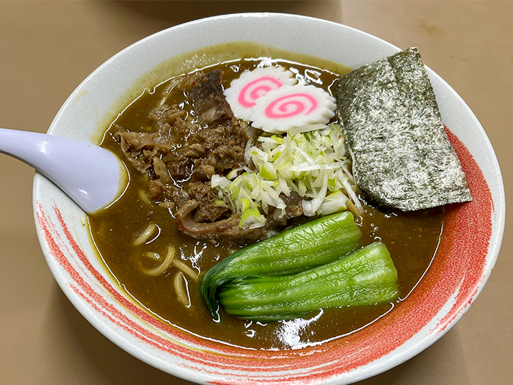 白い服 麺 コレクション